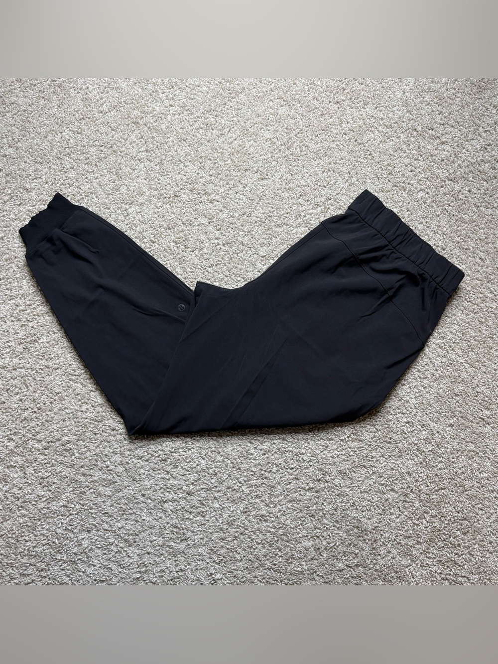 Lululemon On the Fly Jogger *Luxtreme